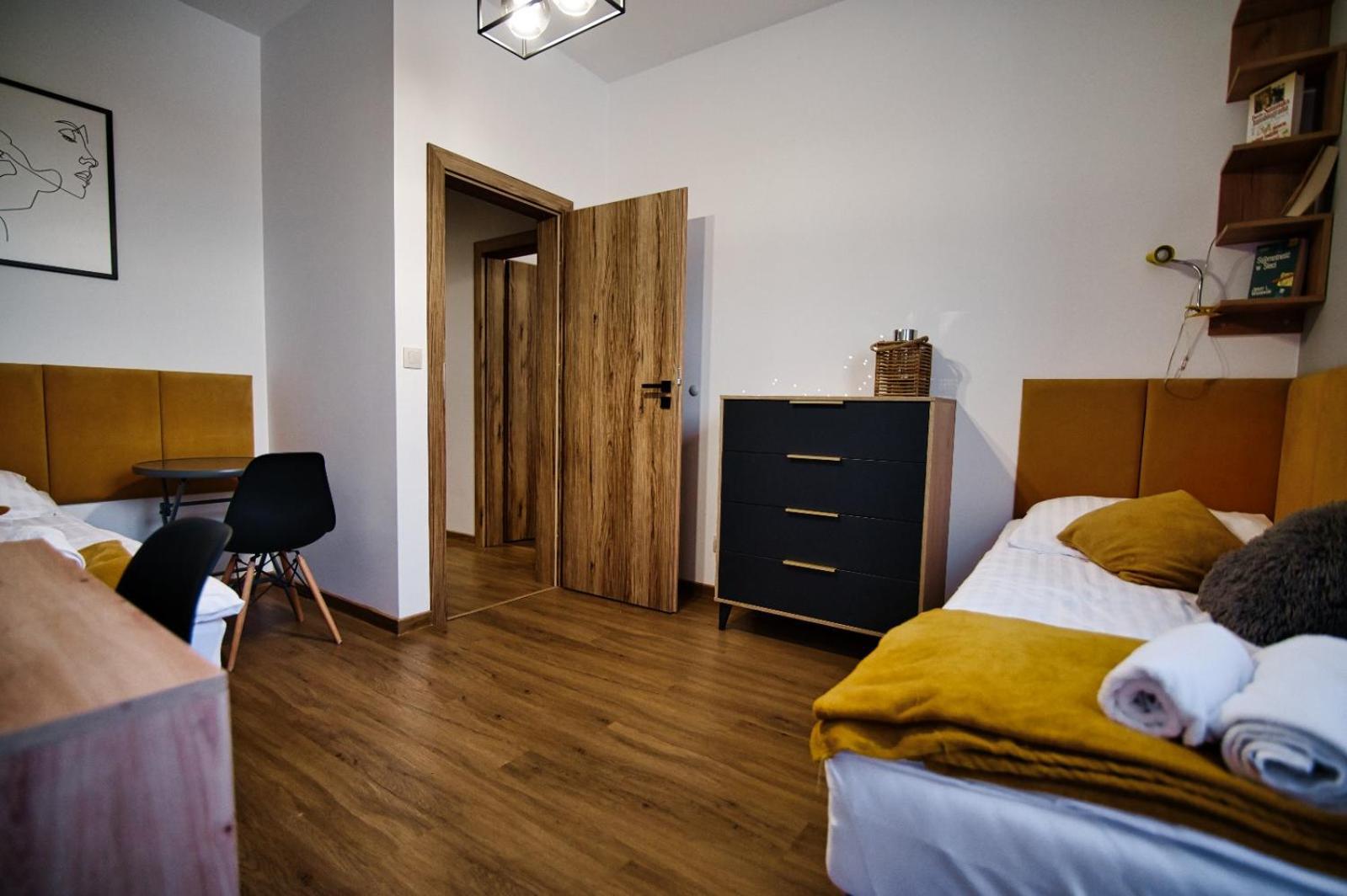 Apartament No82 Yellow Holiday Home Zator Exterior foto